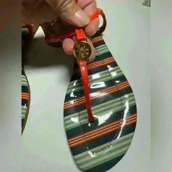 Tory Burch Emmy thong sandals - Picture 2 of 8